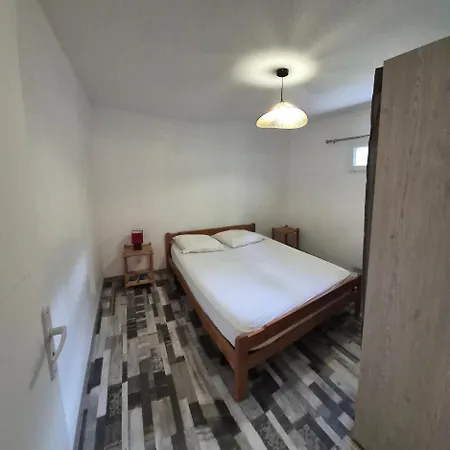 Georges De Didonne Bois Rosé Meublé De Tourisme 3 étoiles Climatisé 3 Pièces Proche Avec Jardin Et Wifi Apartamento Saint-Georges-de-Didonne